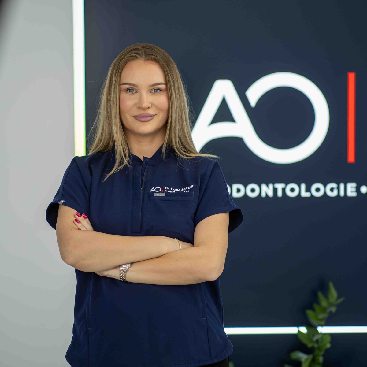 Dr. Ioana Septar